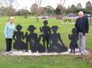 Figures at Orbost * 2288 x 1712 * (826KB)